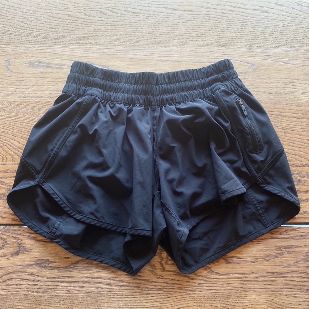 Lululemon short black size 6